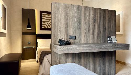 Large Deluxe Triple Room