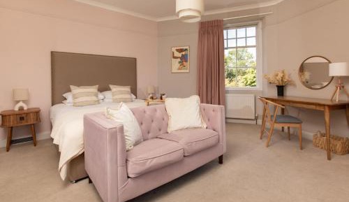 Luxury King Room