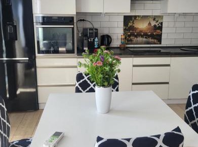 One-Bedroom Apartment - Non-Smoking