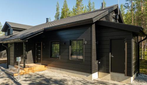 Three-Bedroom Holiday Home 