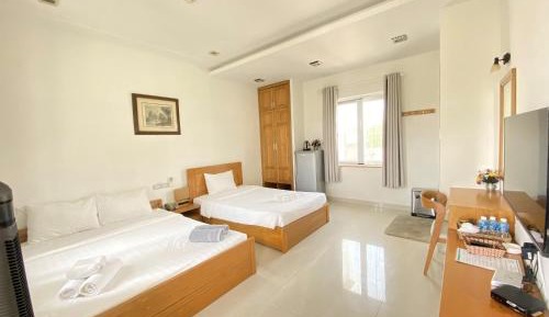 Triple Room with Pool View