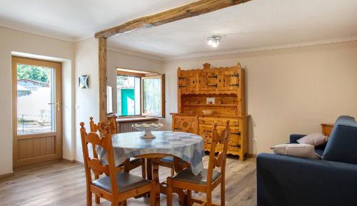 Superior One-Bedroom Apartment with Balcony