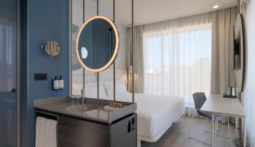 Executive Double or Twin Room City View