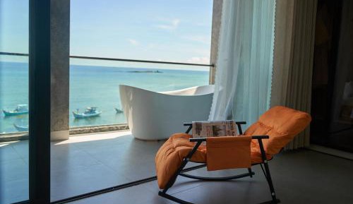 Double Room with Balcony and Sea View