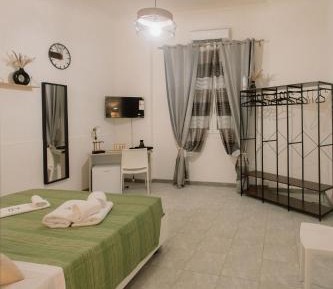 Double Room with Private External Bathroom