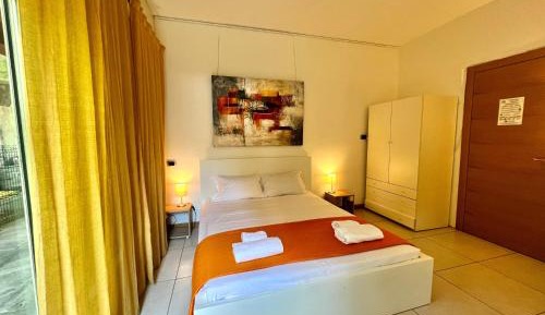Double Room with Private External Bathroom
