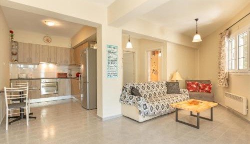 One-Bedroom Apartment with Sea View