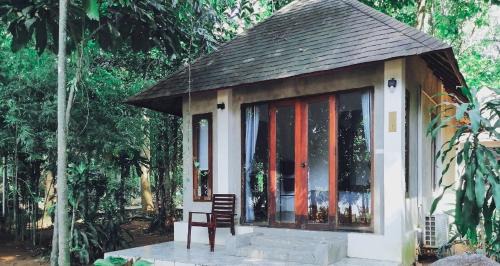 Deluxe Double Room with Garden View