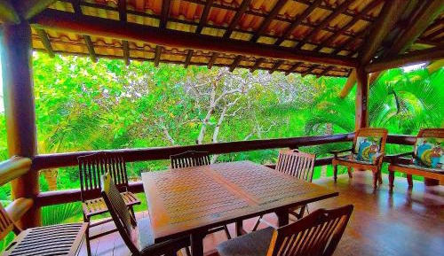 Apartment with Garden View