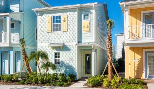 Three-Bedroom Holiday Home 