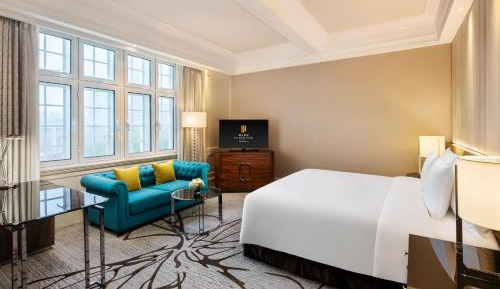 Premier Deluxe Room (Double Bed)