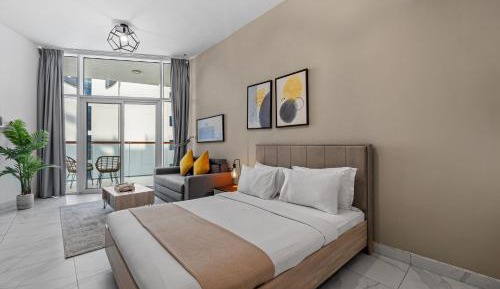 Deluxe Studio with Burj Khalifa View