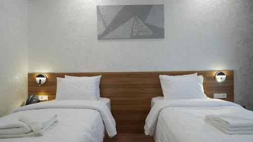 Twin Room with Balcony