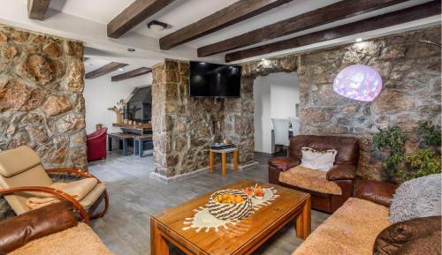 Four-Bedroom Holiday Home