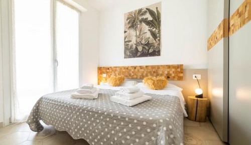 One-Bedroom Apartment with Garden