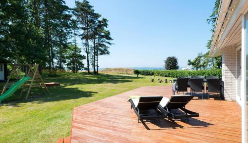 Three-Bedroom Holiday Home 