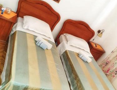 Triple Room with Private Bathroom