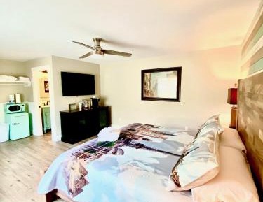 One-Bedroom House