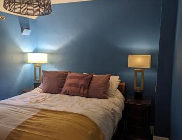 Double Room with Shared Bathroom