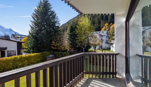 Studio with Mountain View