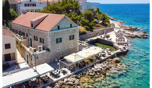 Two-Bedroom Apartment with Sea View