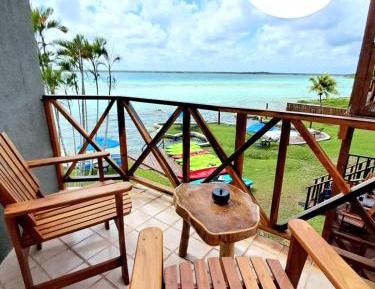 Suite with Lake View