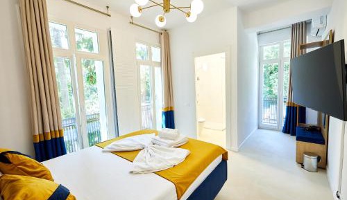 Deluxe Double Room with Balcony