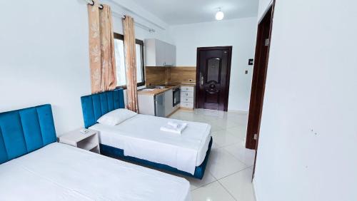 One-Bedroom Apartment with Balcony and Mountain View  