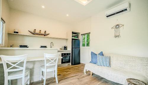 One-Bedroom Bungalow