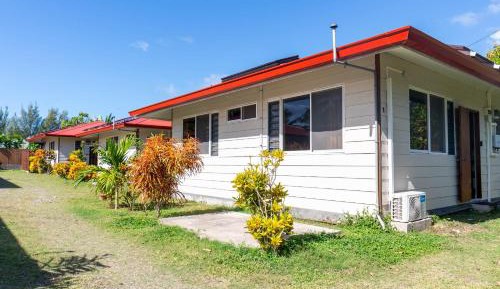 One-Bedroom Bungalow