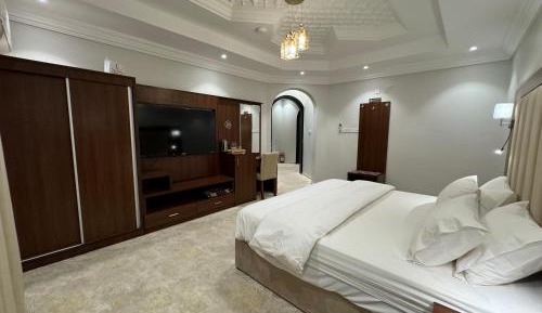 Three-Bedroom Suite