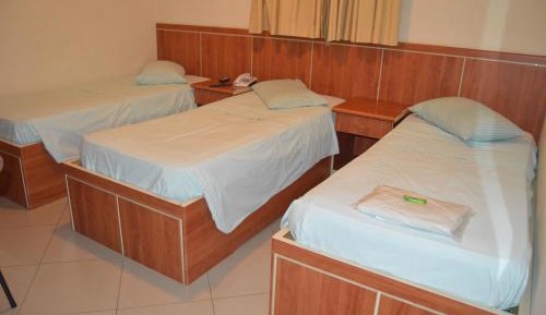 Triple Room with 3 Single Beds