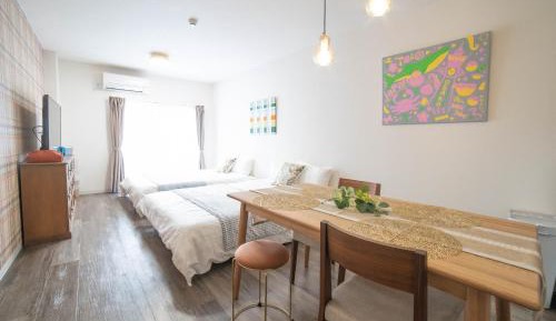 One-Bedroom Deluxe Apartment
