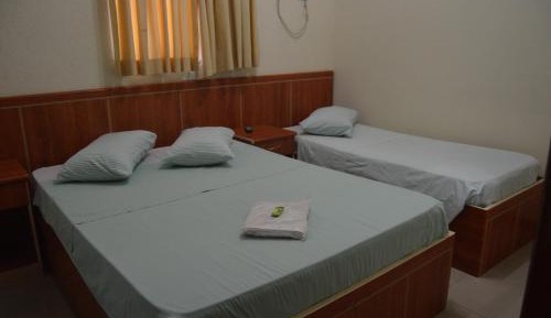 Triple Room with 1 Single Bed and 1 Double Bed