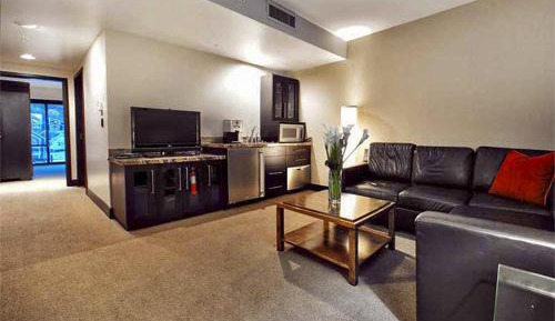 Standard Suite