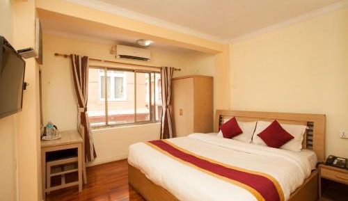 Room #1233983605
