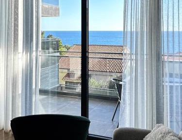 Two-Bedroom Apartment with Balcony and Sea View