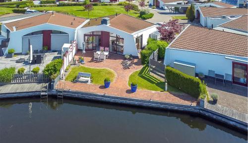 Two-Bedroom Holiday Home