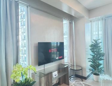 Studio with Balcony