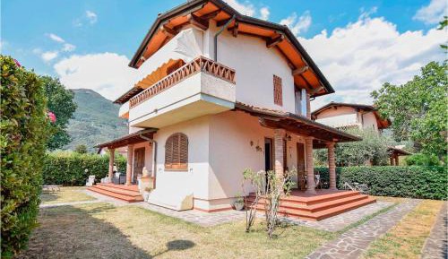 Four-Bedroom Holiday Home