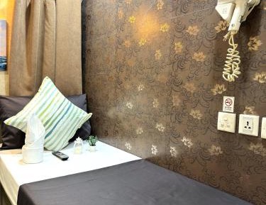 Deluxe Single Room