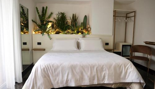 Deluxe Junior Suite