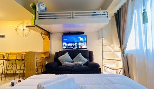 Studio with Sofa Bed