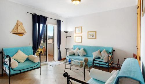 Superior One-Bedroom Apartment with Balcony