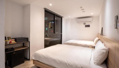Superior Twin Room