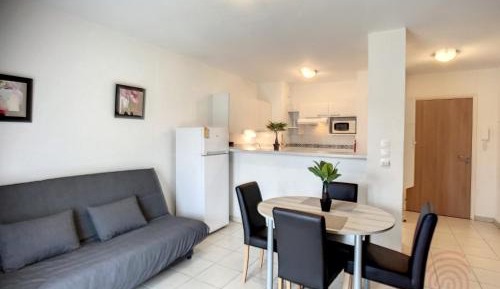 Apartment (2 Adults)