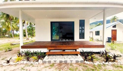 Deluxe Bungalow