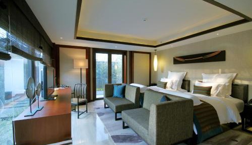 Deluxe Villa Three-Bedrooms