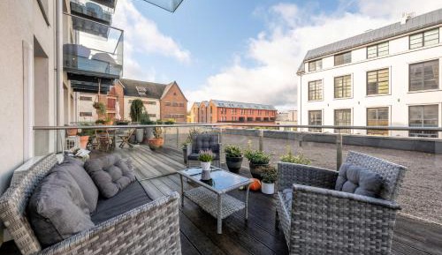 Studio with Terrace
