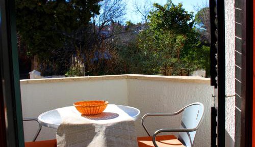 One-Bedroom Apartment with Garden View